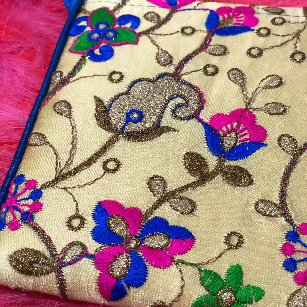 Handmade Envelope Messenger Bag - Picture 5 of 6